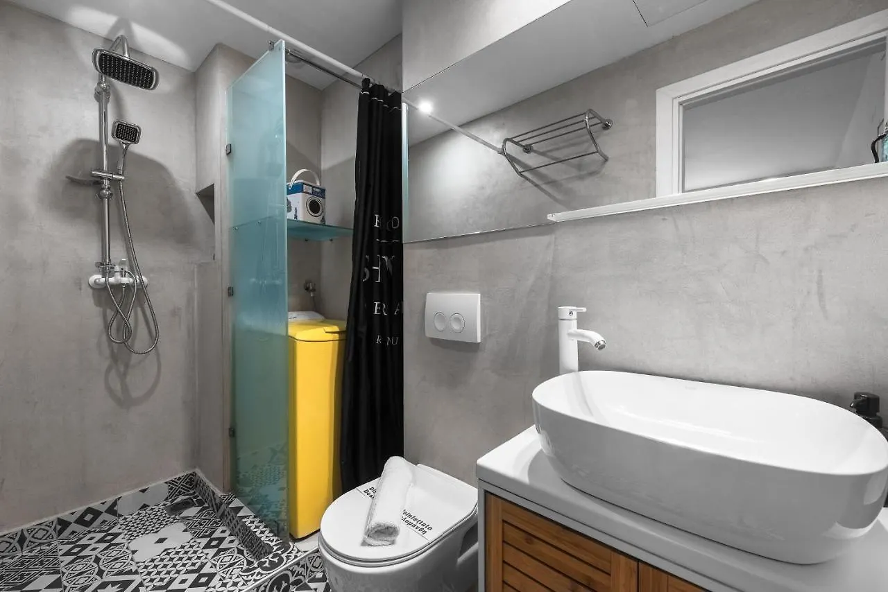 Elle Apartment Salonic 0*,